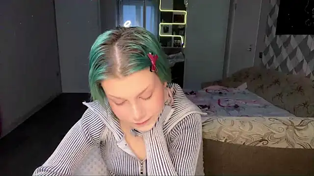 SalenaVeron online show from March 2026 01:28:01 PM