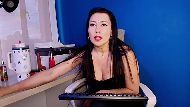 Terra  Rouse  online show from April 2026 11:27:02 AM