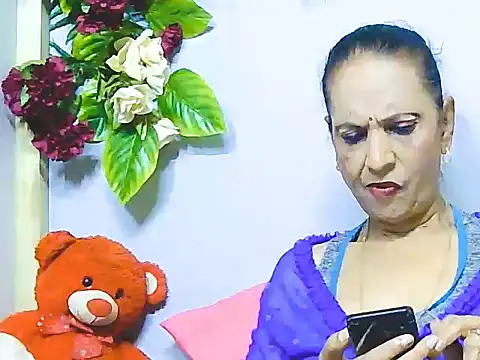 Snapshot of Hot_queen58 chatting on June 2026 02:55:01 PM Hot queen58 online show from June 2026 02:55:01 PM