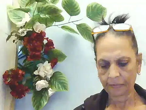Snapshot of Hot_queen58 chatting on June 2026 09:48:02 AM Hot queen58 online show from June 2026 09:48:02 AM