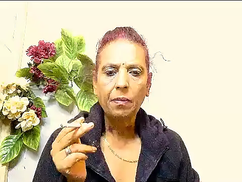Snapshot of Hot_queen58 chatting on July 2026 07:58:02 AM Hot queen58 online show from July 2026 07:58:02 AM