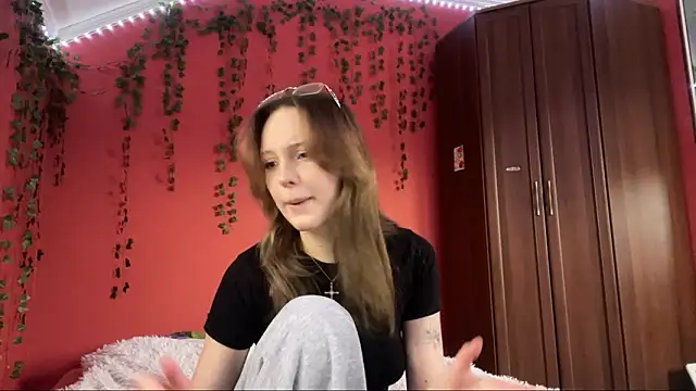 GretaMcdannold online show from March 2026 01:35:02 PM