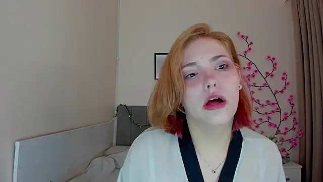 DellaRows online show from April 2026 06:00:02 AM