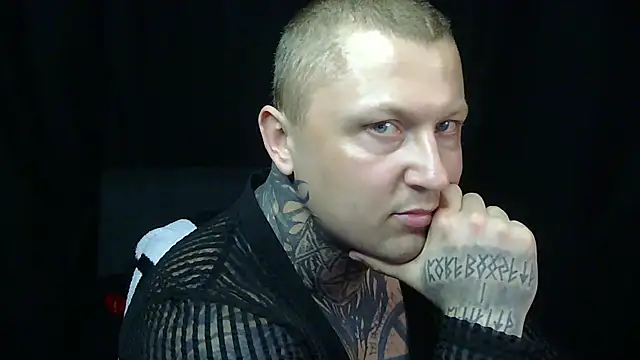 Snapshot of devilWithTats chatting on May 2026 07:25:01 AM devilWithTats online show from May 2026 07:25:01 AM