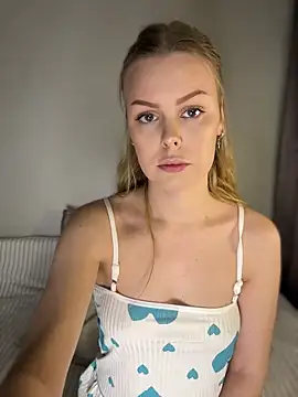 Divine Caress online show from May 2026 08:25:01 PM