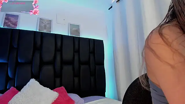 Sharon Storm online show from March 2026 02:12:01 PM