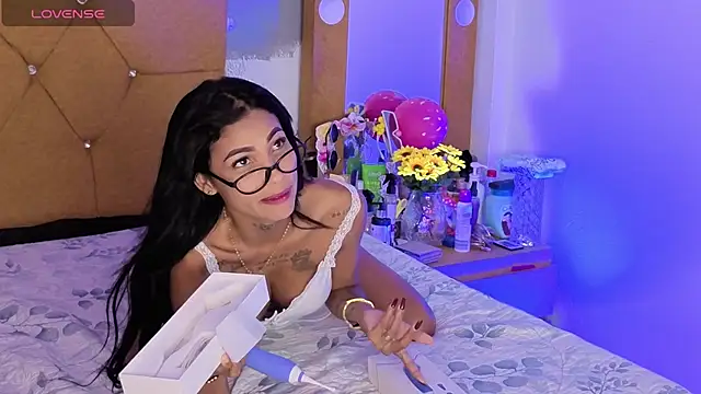 Antonella-smitt online show from March 2026 03:08:01 PM