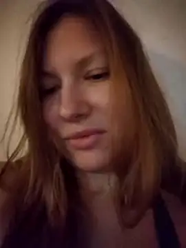 August Shine online show from April 2026 06:14:02 PM