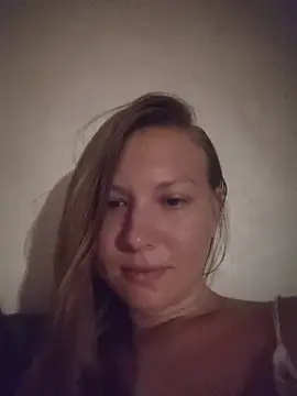 Snapshot of August_Shine chatting on June 2026 06:17:02 PM August Shine online show from June 2026 06:17:02 PM