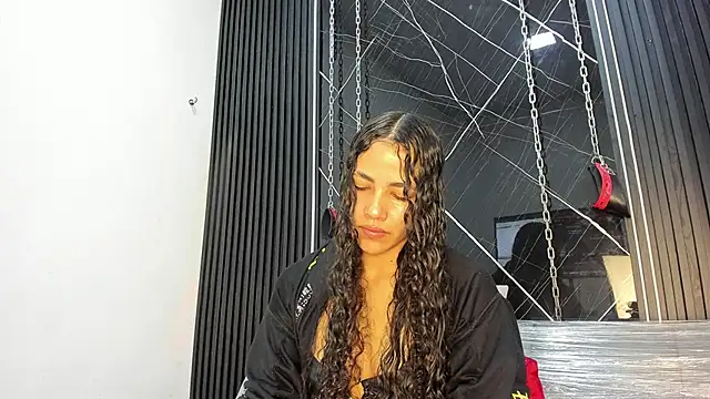 Megan Duskk online show from April 2026 11:36:01 AM