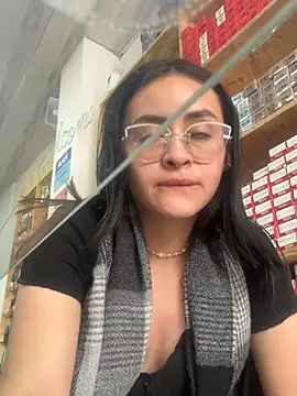 Anni Rose online show from April 2026 09:15:01 PM