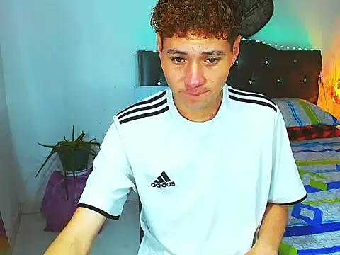  Santi2 online show from March 2026 02:48:01 AM