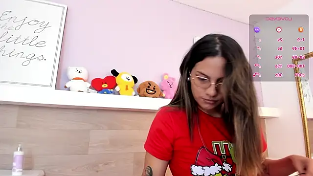 Snapshot of EmmaSanchez_ chatting on April 2026 08:55:02 PM EmmaSanchez online show from April 2026 08:55:02 PM
