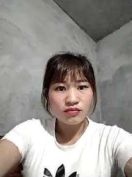 Lilinn  online show from April 2026 09:31:01 PM