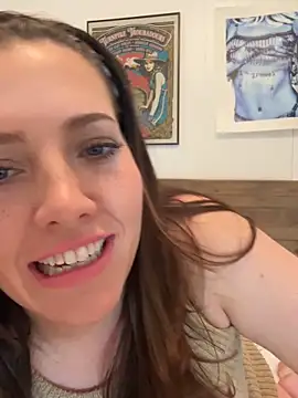 hollyharmd online show from April 2026 02:31:01 AM