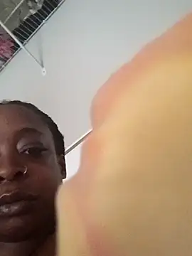 Honeysweetzz online show from March 2026 07:28:02 PM