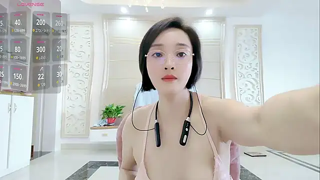 Nana-NN online show from May 2026 07:49:02 AM