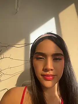 Mia-villalobos online show from May 2026 09:42:02 PM