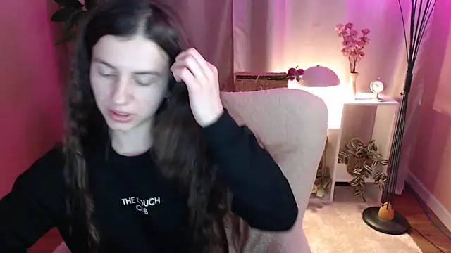 MistyBree online show from April 2026 08:37:01 AM