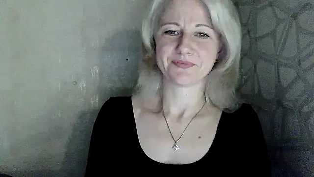 Katerina-Kissa online show from April 2026 06:10:02 PM