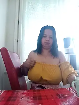 roxana e43 online show from June 2026 03:40:01 AM