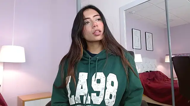 Cataleyaa23 online show from May 2026 07:52:02 PM