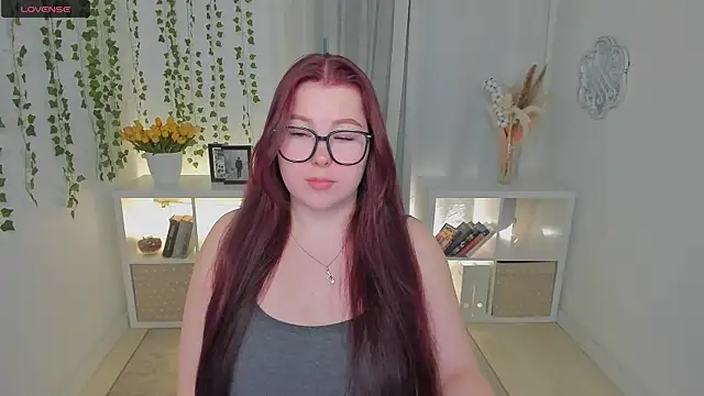 effyrain online show from April 2026 04:04:02 PM