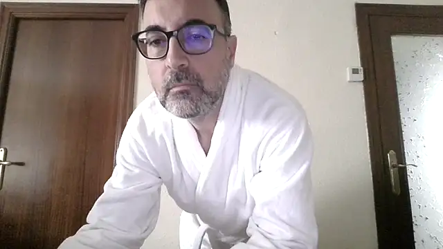 Snapshot of Herren2026 chatting on March 2026 09:49:02 AM Herren2026 online show from March 2026 09:49:02 AM