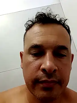 Ezehombre online show from March 2026 12:14:01 AM