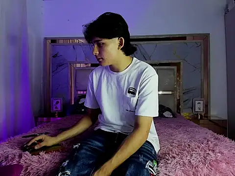 monky 0002 online show from March 2026 03:12:01 AM