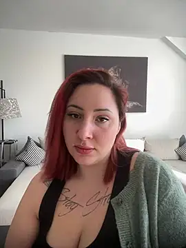 HotMerry online show from March 2026 08:32:02 AM