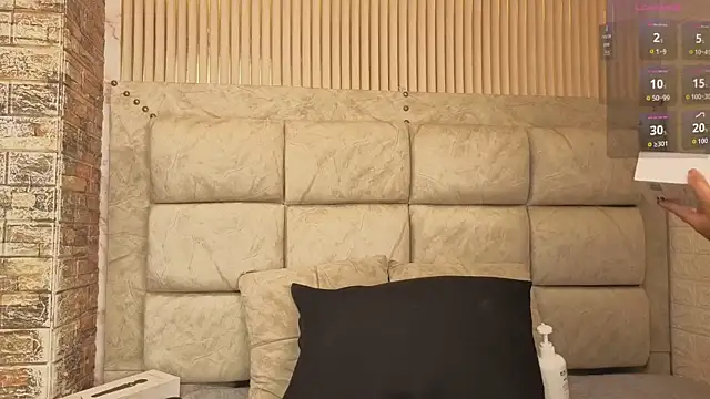 amarahanks11 online show from April 2026 04:18:02 AM