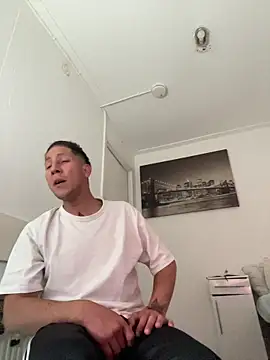 TitanNoir online show from May 2026 06:22:01 AM