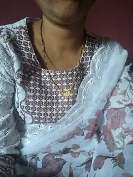 Couple hot999 online show from April 2026 07:45:01 AM