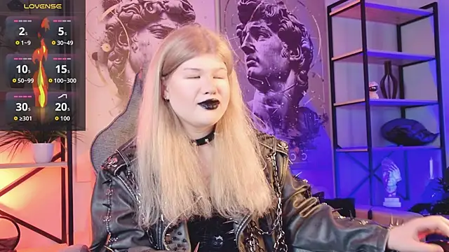 LilithNlsn online show from April 2026 10:30:02 PM