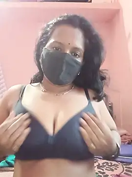 Miss-Dolly07 online show from July 2026 01:28:02 PM