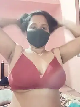Miss-Dolly07 online show from July 2026 05:04:01 PM