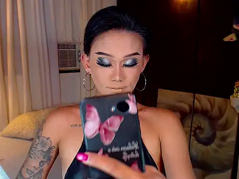 xXLustFullTransXx online show from March 2026 02:06:01 PM