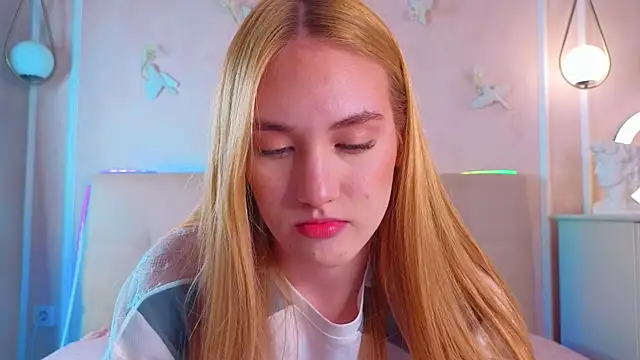 JenniferCamprell online show from April 2026 07:06:02 PM