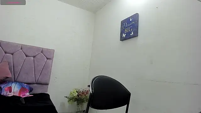 saraladys online show from May 2026 11:07:01 AM