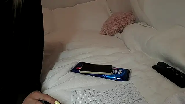 HiddenPearl online show from April 2026 08:09:02 PM