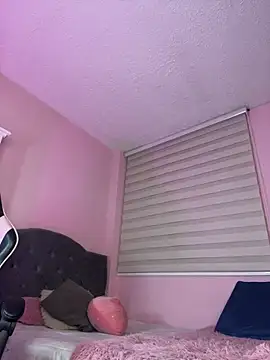 Franchezcaa  online show from March 2026 01:11:02 PM