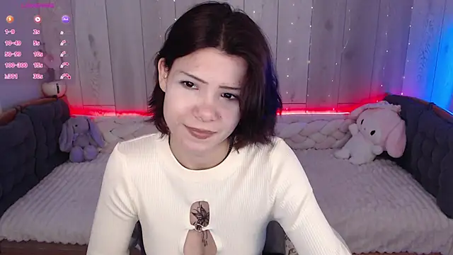 llittle-peachh online show from May 2026 06:44:02 AM
