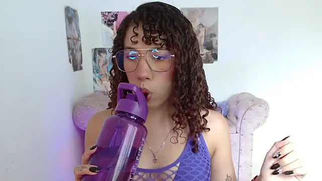 sweetluna luna online show from April 2026 05:28:01 PM