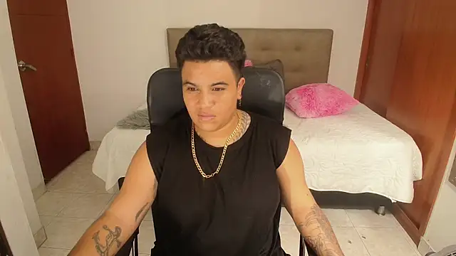 Snapshot of Mathias_ftm chatting on March 2026 11:33:01 PM Mathias ftm online show from March 2026 11:33:01 PM