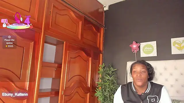 ebony katterin online show from May 2026 11:15:01 AM