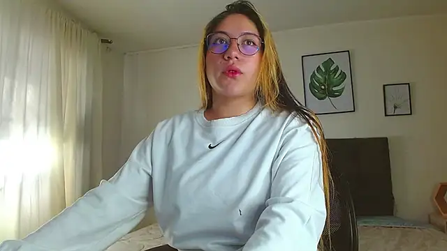 samanthachop online show from July 2026 01:38:01 PM