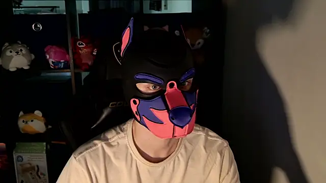 Snapshot of MellPUP chatting on June 2026 11:57:02 AM MellPUP online show from June 2026 11:57:02 AM