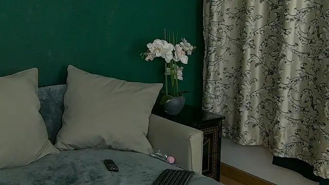 SkinnyNatty online show from May 2026 03:55:02 AM