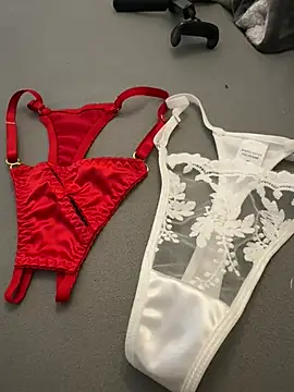 Snapshot of Princess261 chatting on March 2026 08:09:02 AM Princess261 online show from March 2026 08:09:02 AM